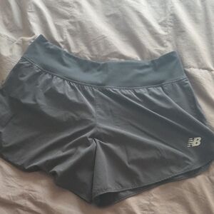 New Balance Women's Charcoal Athletic Shorts Lg